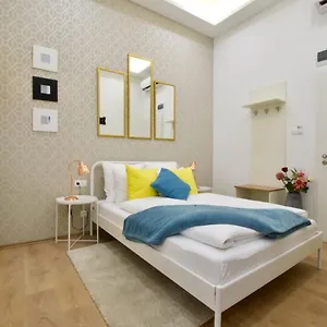 St. King 11 Apartamento
